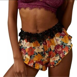 Free People Intimately Golden Slumbers Boho Floral Lace Sleep Shorts Size Large